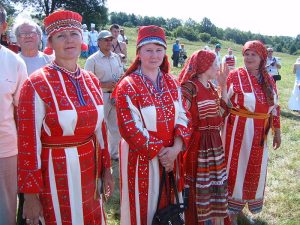 Эрзянки Пензенской области на празднике "Раськень Озкс"